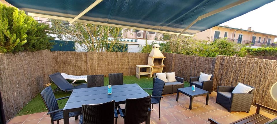 Garden, Balcony/Terrace