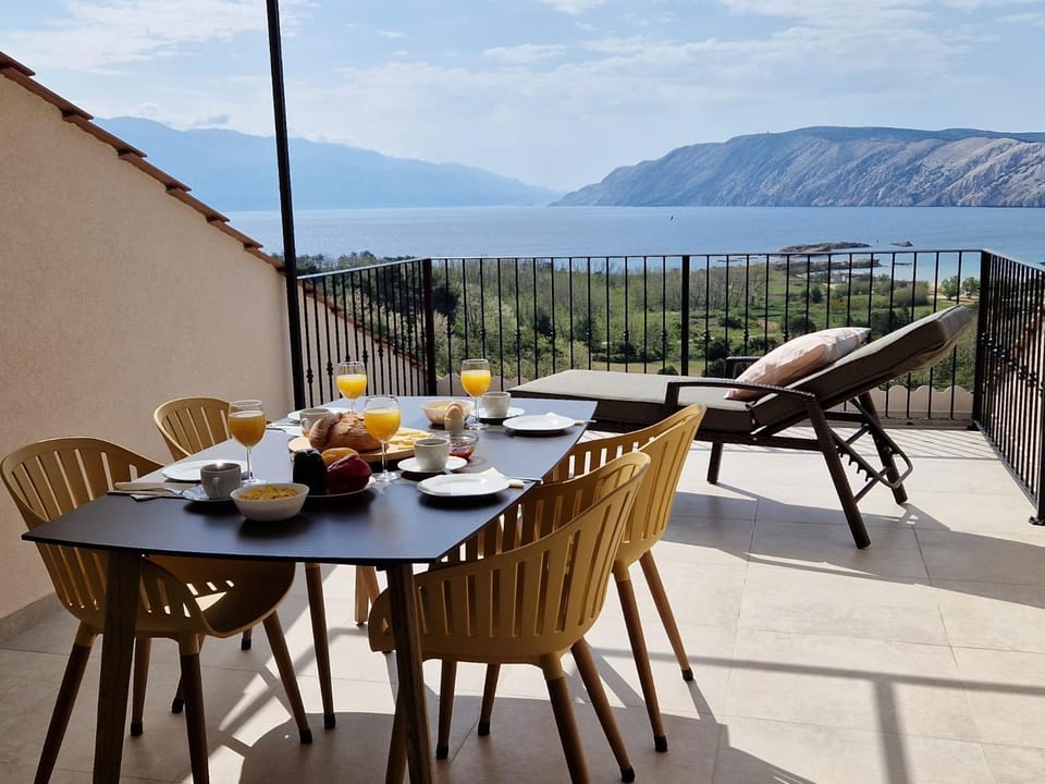 Haus Mit Meerblick Apartment in Lopar