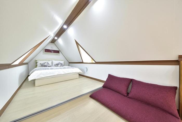 Oedo Tour Pension House in South Korea