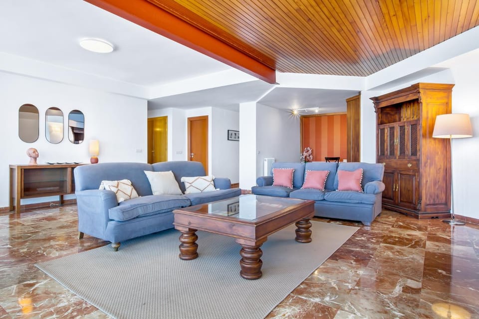 Apt Alameda de Colon Solo Familias Apartment in Malaga
