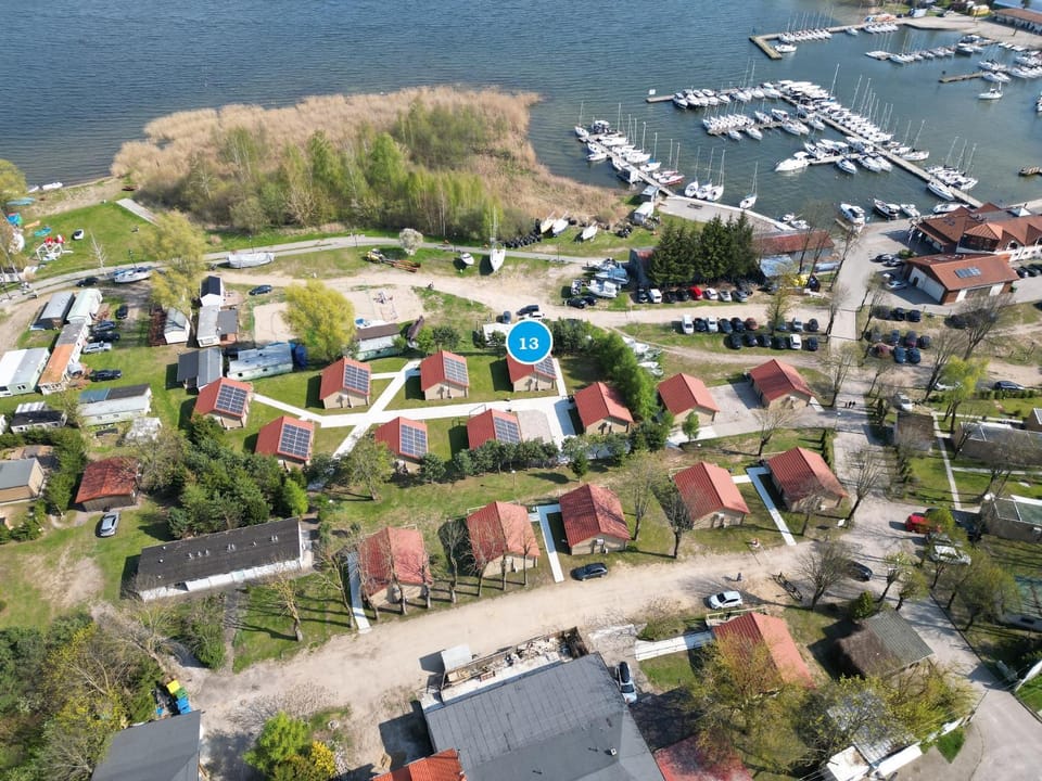 Day, Natural landscape, Bird's eye view, Beach, Lake view, Location