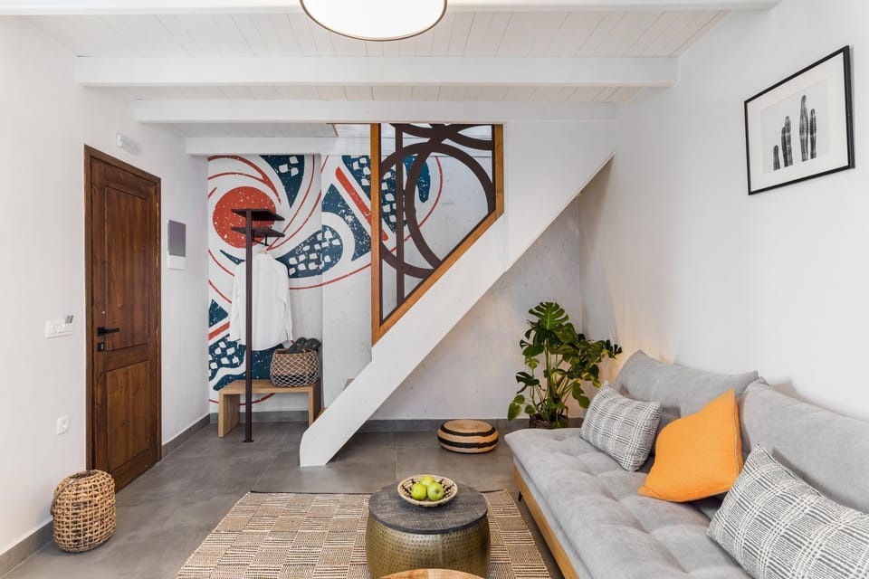 Living room, Seating area