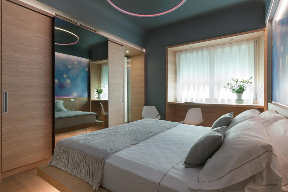 Bed, Photo of the whole room