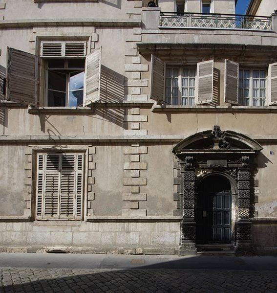 Property building, Facade/entrance