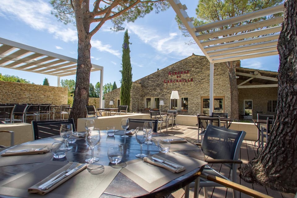 Patio, Restaurant/places to eat