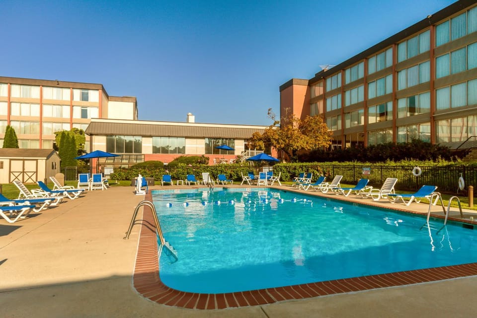 Property building, Swimming pool