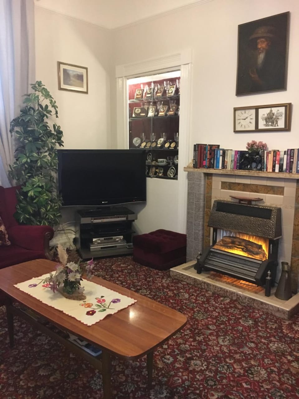 Communal lounge/ TV room