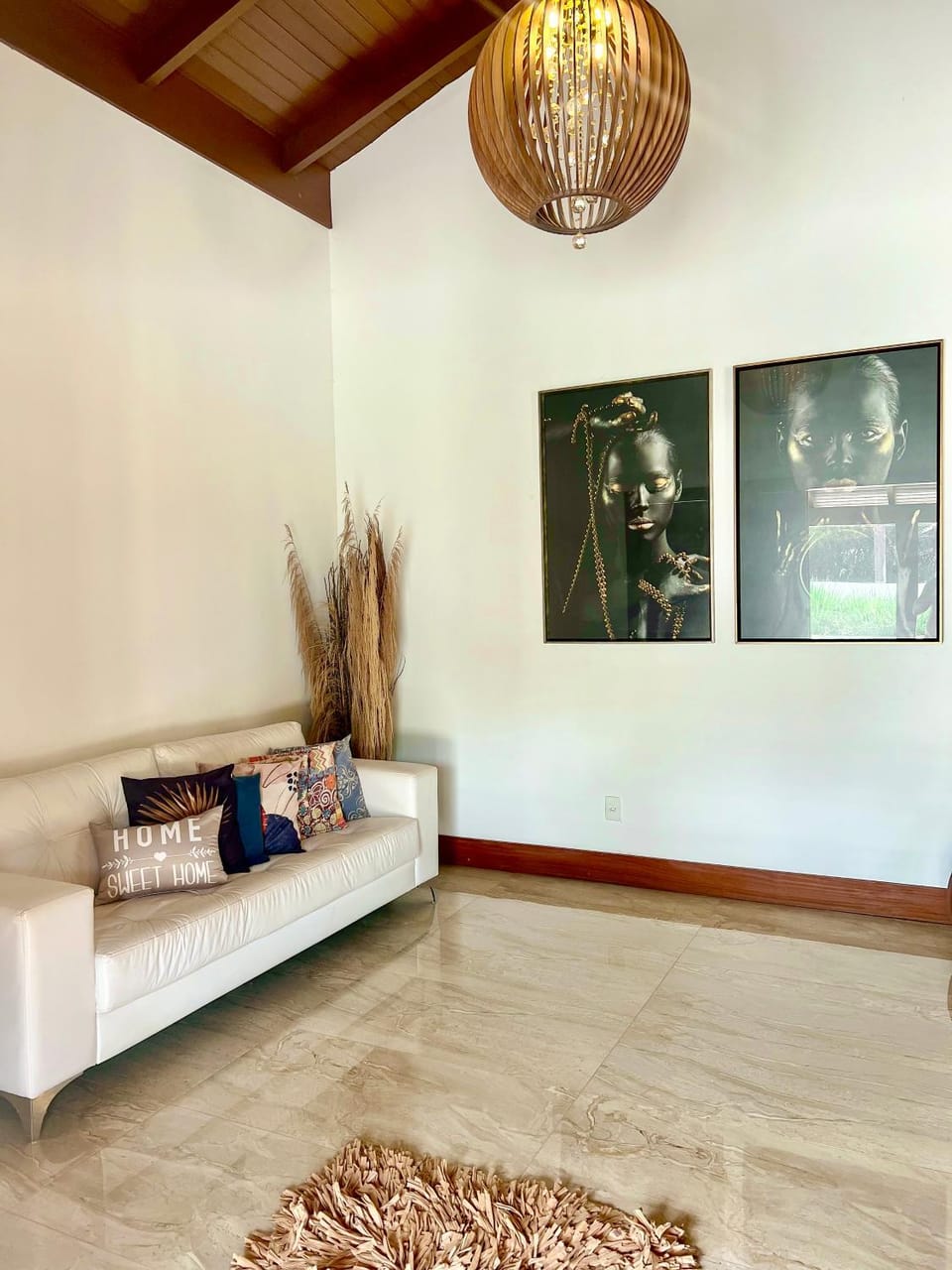 Living room, Decorative detail, Seating area