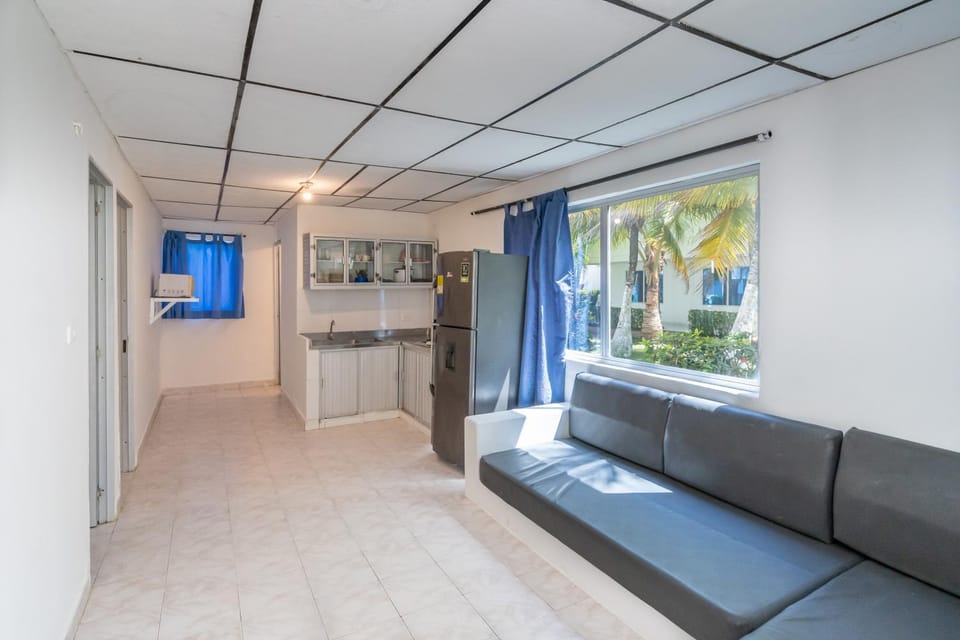 Kitchen or kitchenette, Living room, Seating area