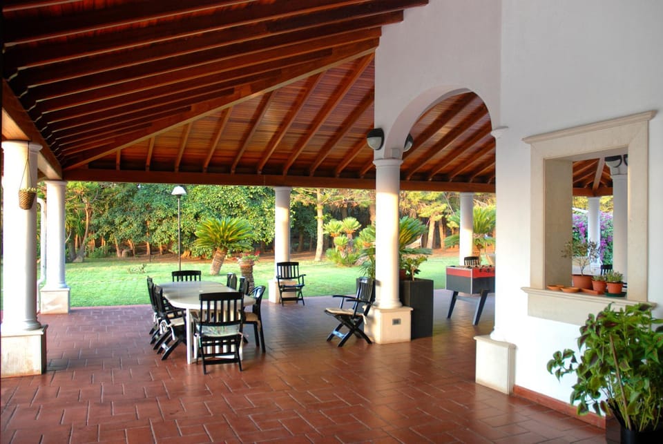 Communal lounge/ TV room, Garden, Table tennis, Balcony/Terrace