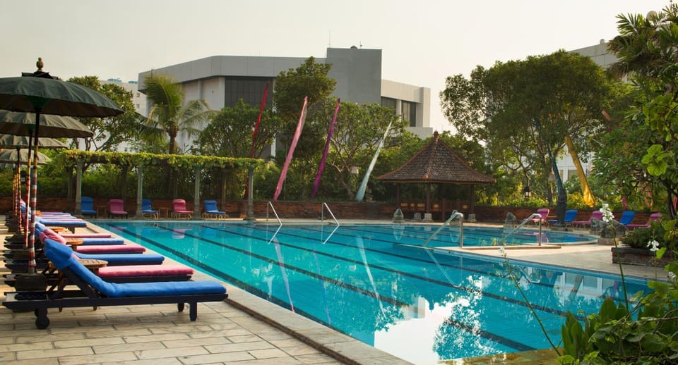 Swimming pool, Swimming pool