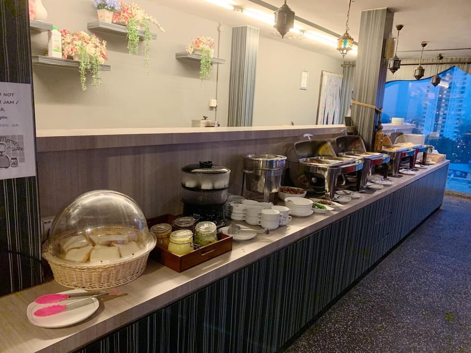 Breakfast, Buffet breakfast