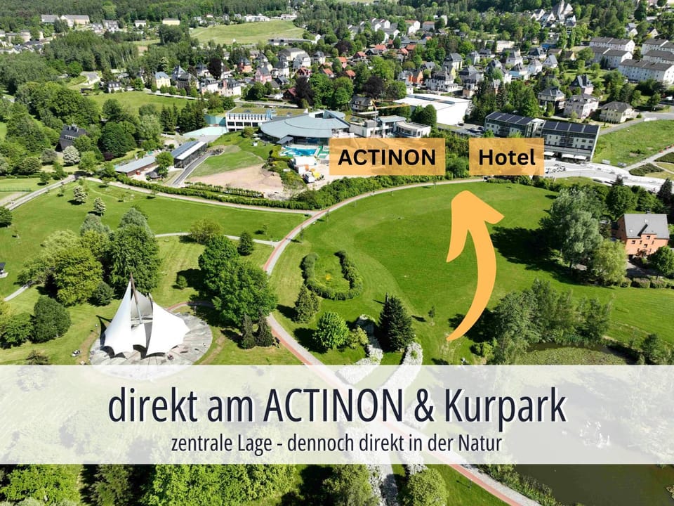 Hotel Am Kurhaus mit erstem Ayurveda Center Sachsens - direkt am Gesundheitsbad ACTINON & Kurpark Hotel in Erzgebirgskreis