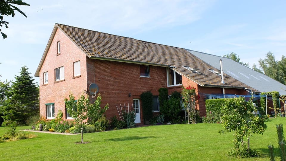 Schwalbenhof Apartment in Norden