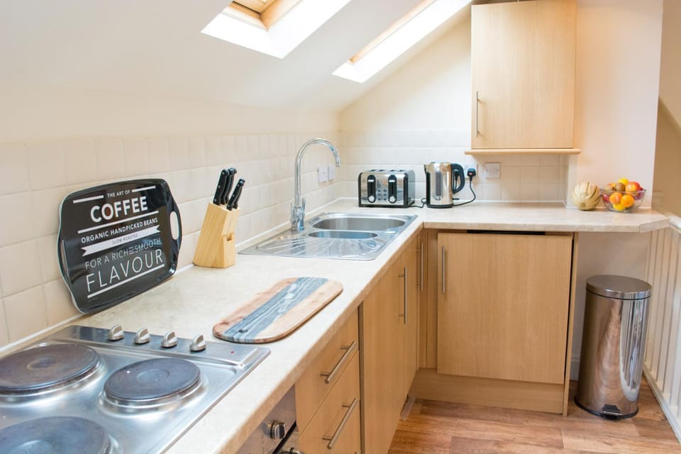 Coffee/tea facilities, Kitchen or kitchenette, minibar, pet friendly, stove, toaster