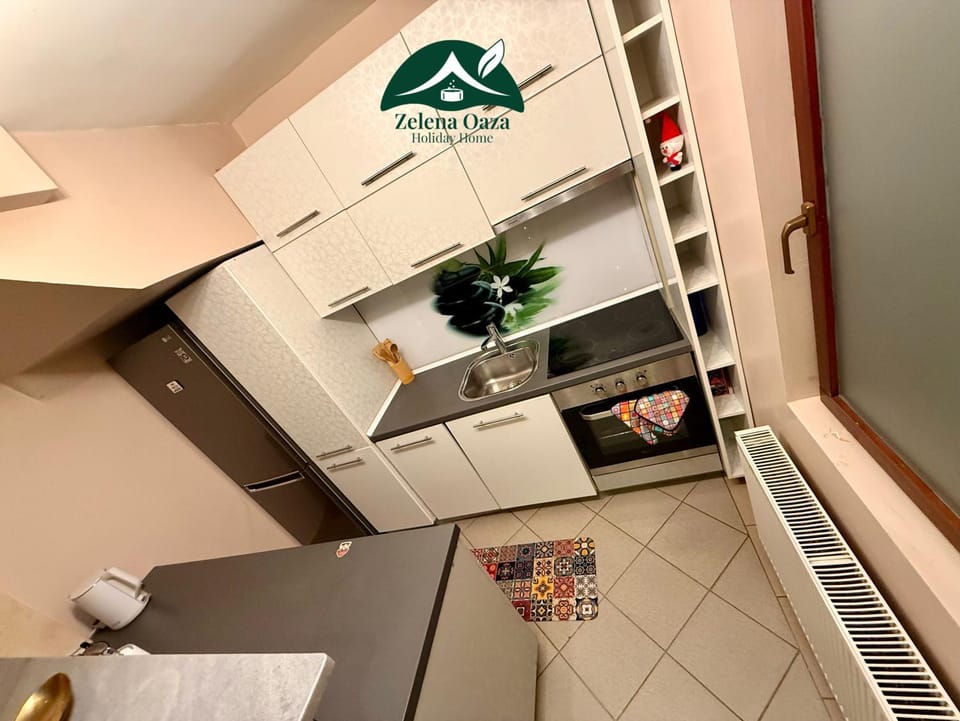 Property building, Spring, Day, Garden, View (from property/room), Balcony/Terrace, Balcony/Terrace, Garden view