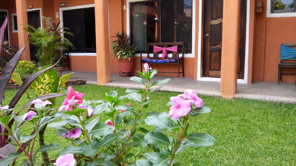 Day, Garden