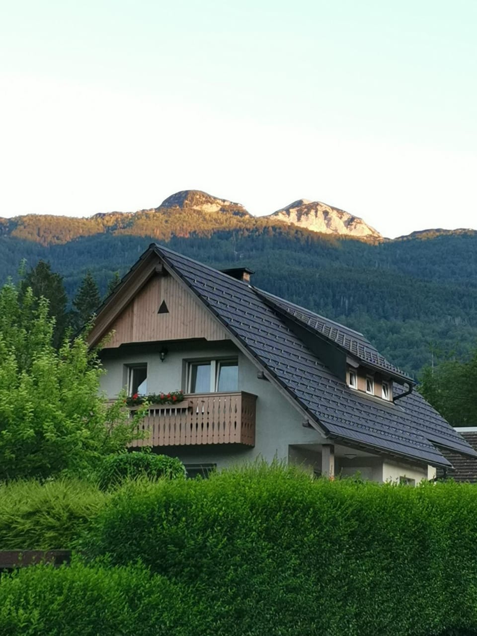 Property building, Neighbourhood, Natural landscape, View (from property/room), Location