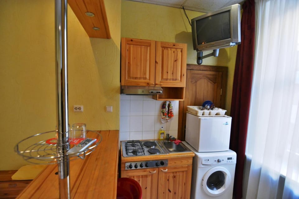 Coffee/tea facilities, Kitchen or kitchenette, Kitchen or kitchenette