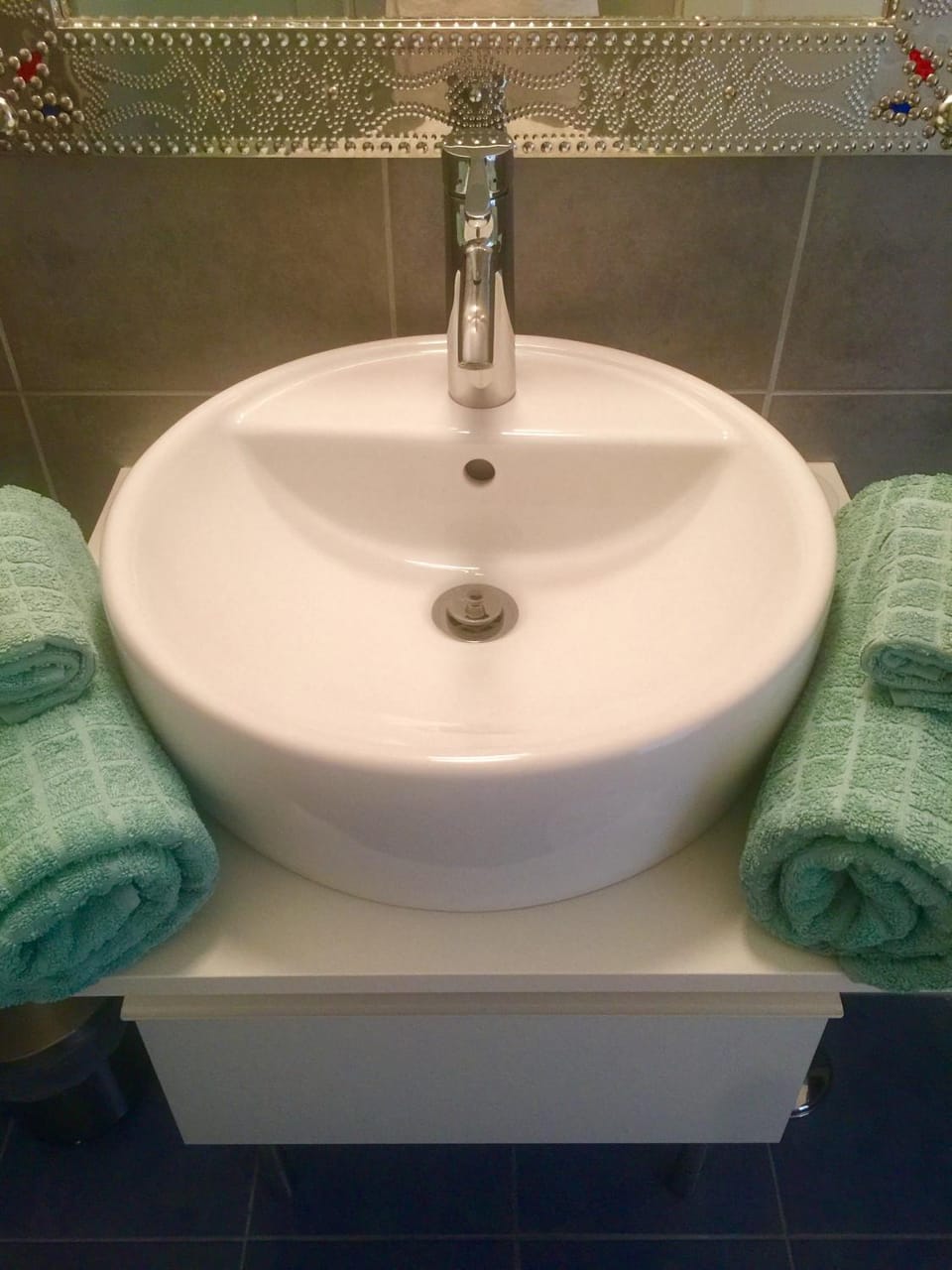 Zimmer mit Bad und Balkon Vacation rental in Aargau, Switzerland