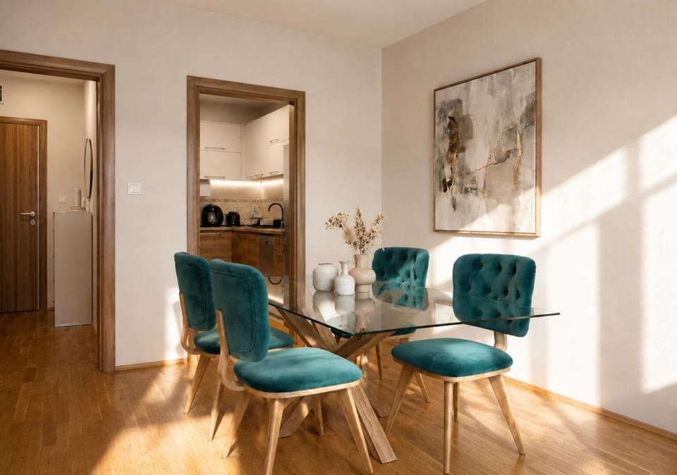 Seating area, Dining area