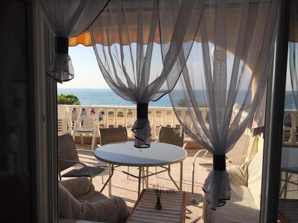 Patio, Balcony/Terrace, Beach