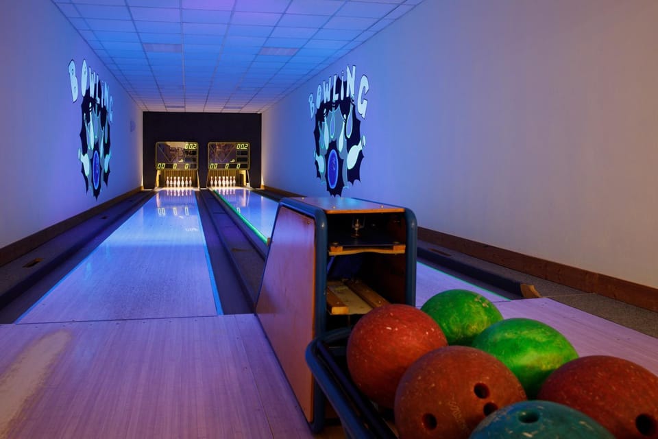 Bowling