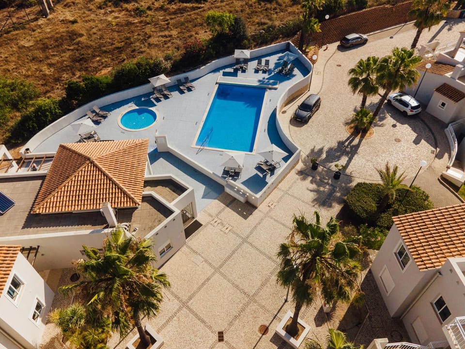 Bird's eye view, Swimming pool