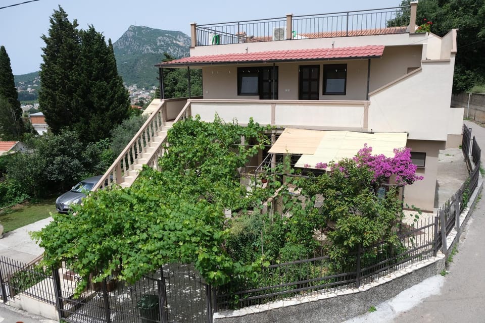 Apartmani Janosevic Apartment in Montenegro