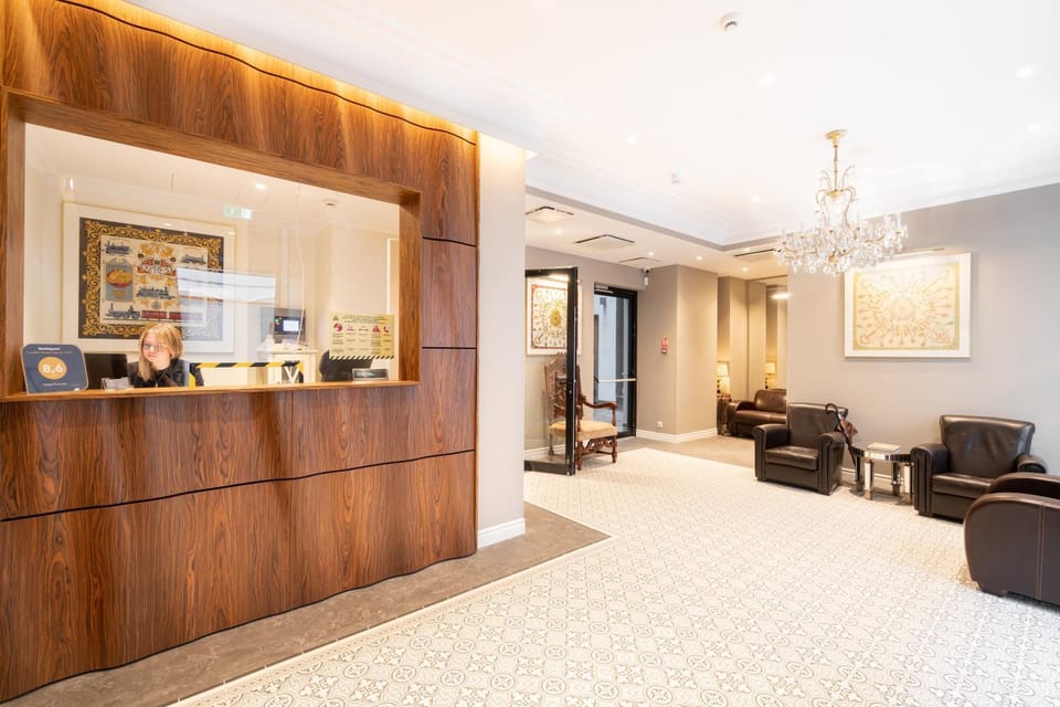 Property building, Lobby or reception