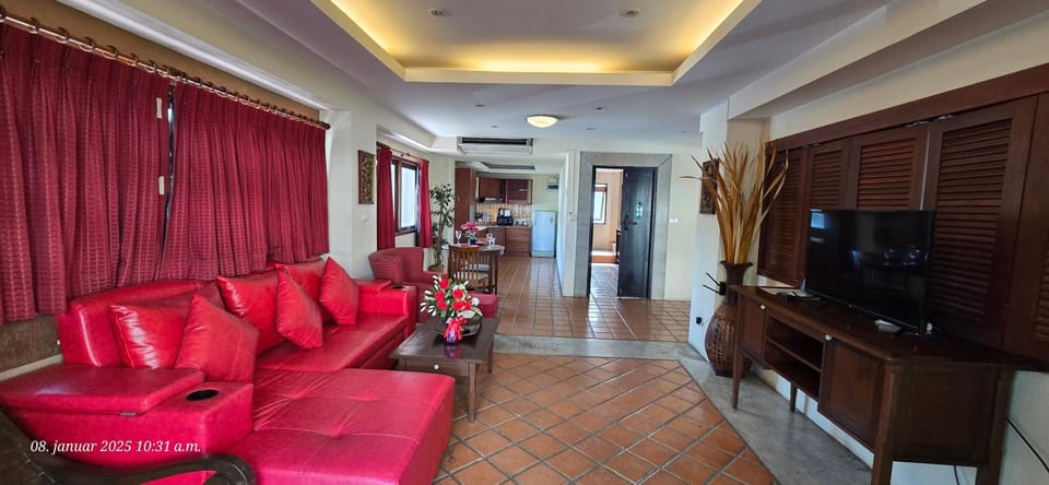 TV and multimedia, Coffee/tea facilities, Living room, Seating area, Dining area, internet, minibar, toaster, kitchen