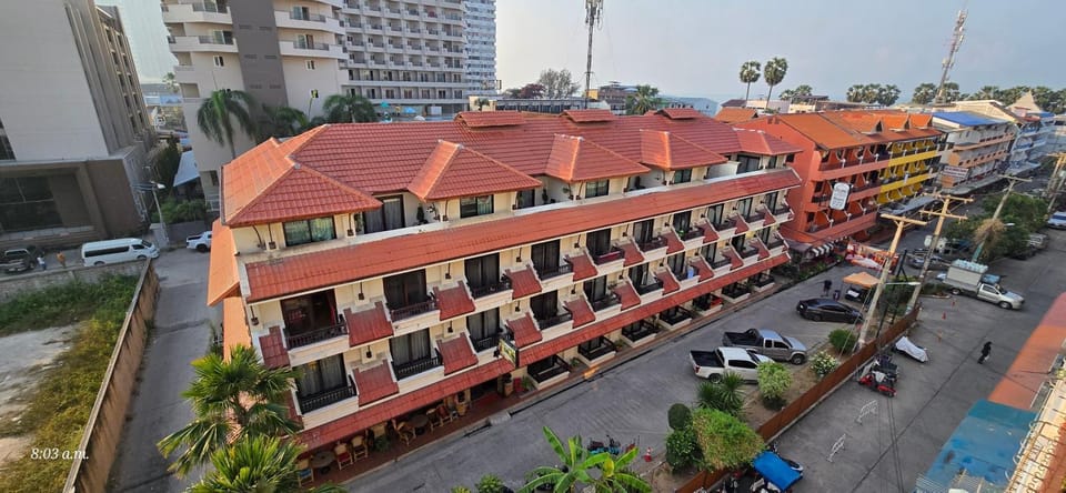 Day, Neighbourhood, Street view, Location, Parking