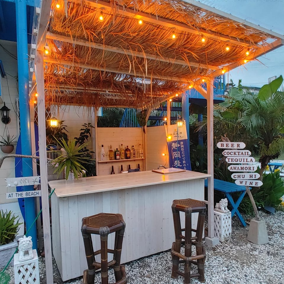 Lounge or bar, Lounge or bar