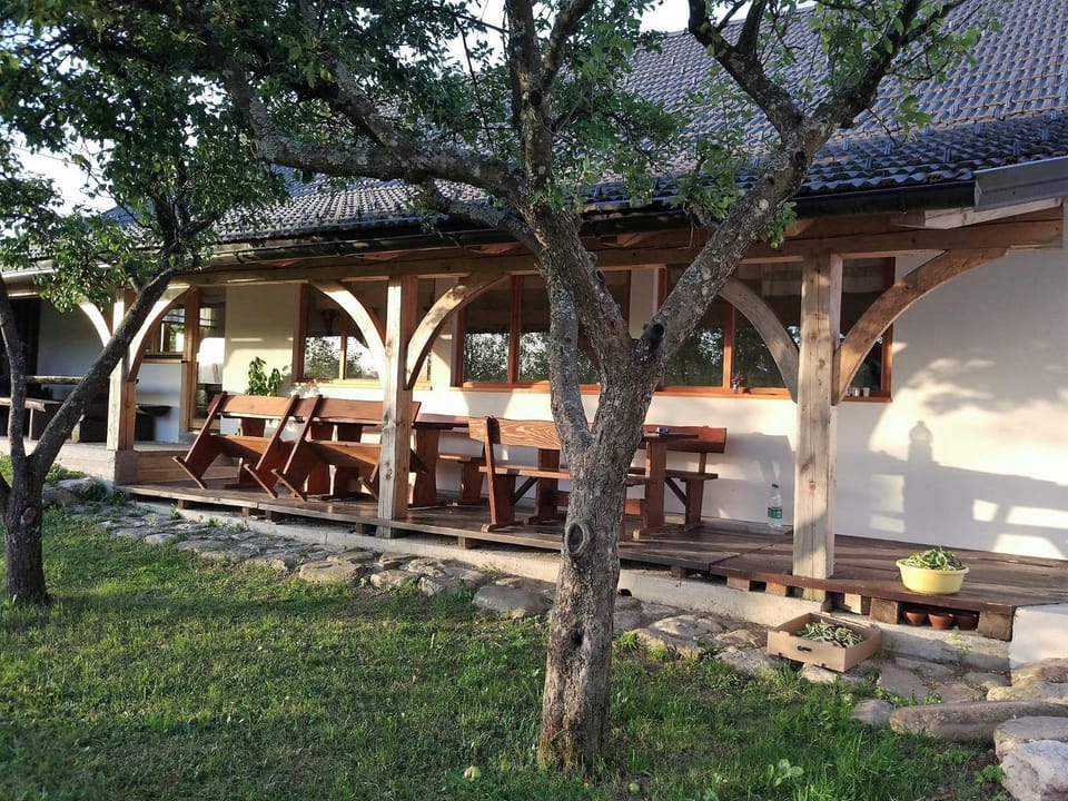 Patio, Restaurant/places to eat, Restaurant/places to eat, Facade/entrance, Garden, Dining area, Garden view, Sunset