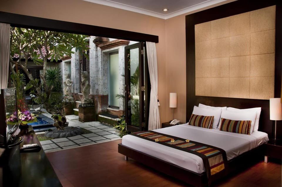 Balcony/Terrace, Photo of the whole room, Bedroom, Garden view