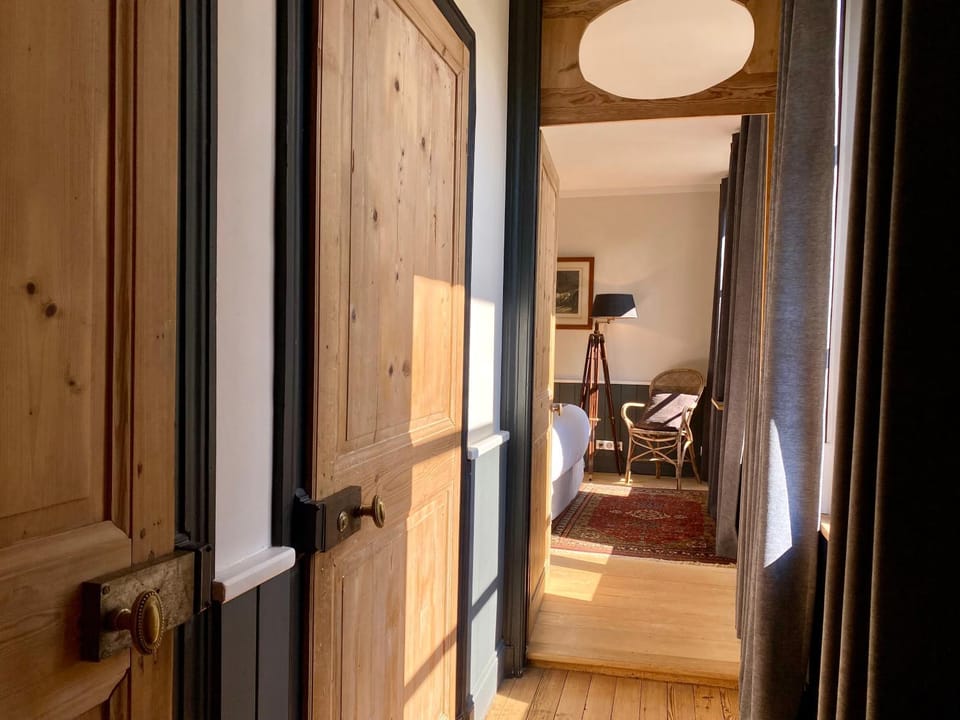 Toilet, Spring, Bed, Bathroom, TV and multimedia, Photo of the whole room, Bedroom, Garden view, Garden view, Inner courtyard view, internet, internet, internet, locker, locker, wardrobe