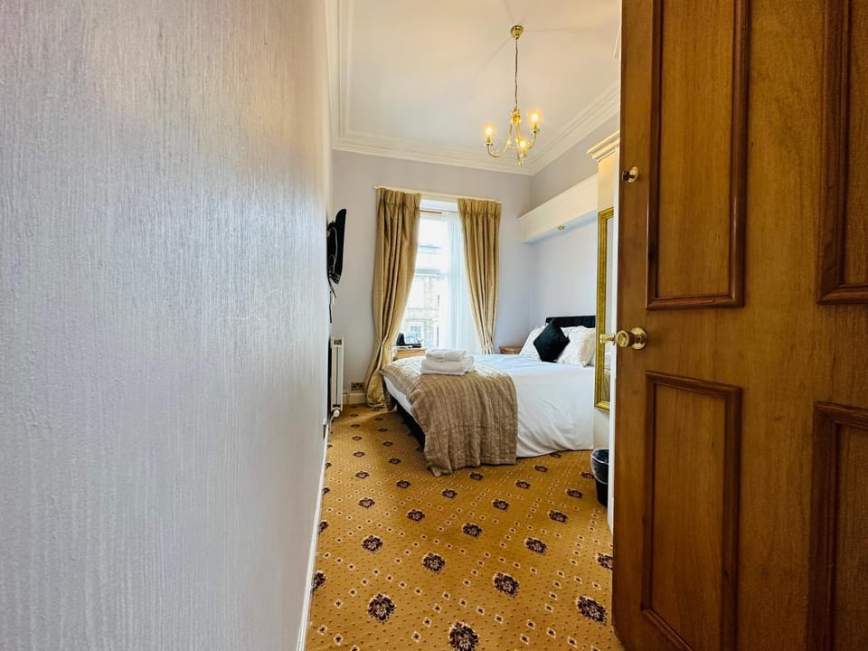 Abbotsford Guest House Bed and Breakfast in Edinburgh