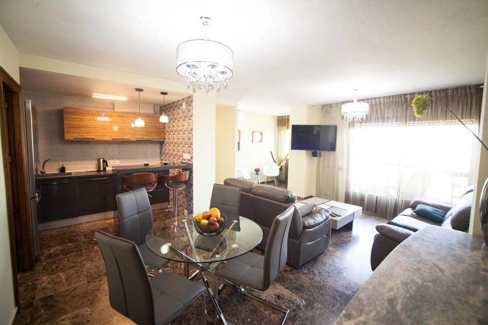 Living room, Dining area