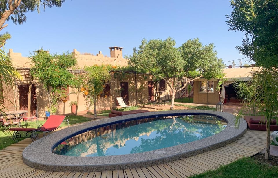 Swimming pool