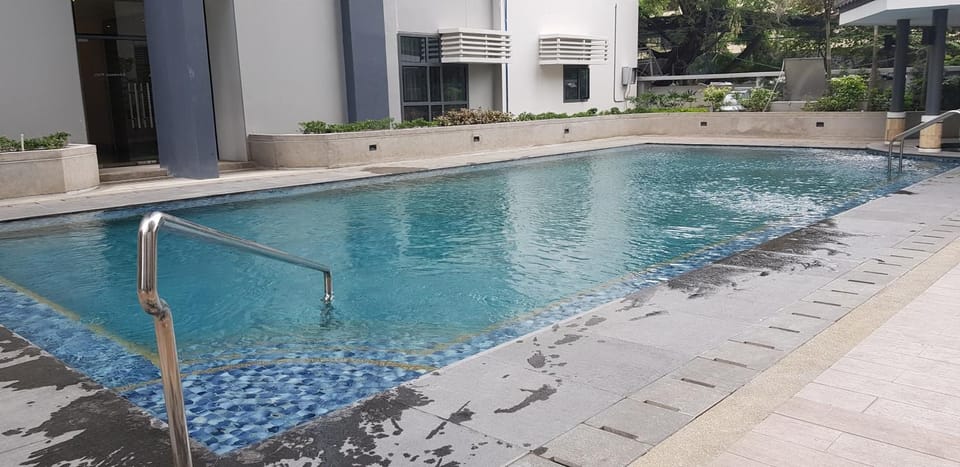 Area and facilities, Swimming pool