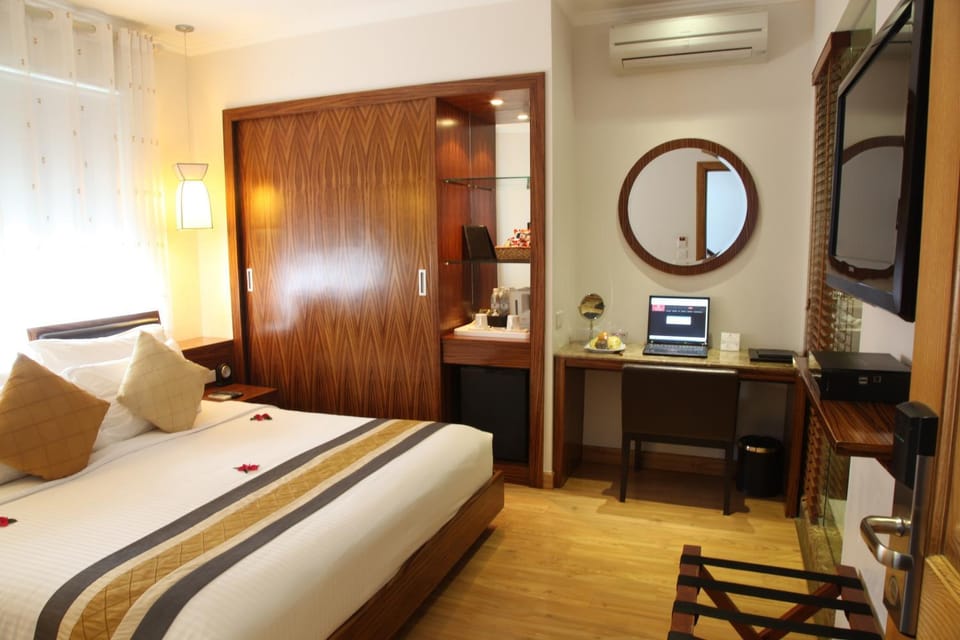 Bed, TV and multimedia