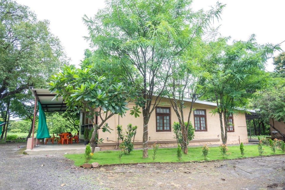 Property building, Garden view