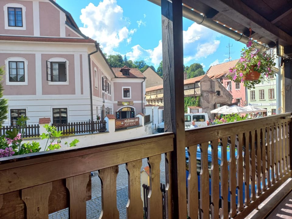 Property building, Balcony/Terrace