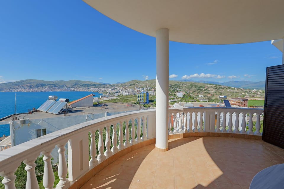 Nearby landmark, Day, Natural landscape, View (from property/room), Balcony/Terrace, Lake view, Mountain view, River view, Sea view