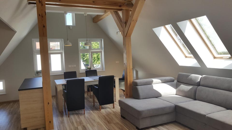 Living room, Photo of the whole room, Seating area