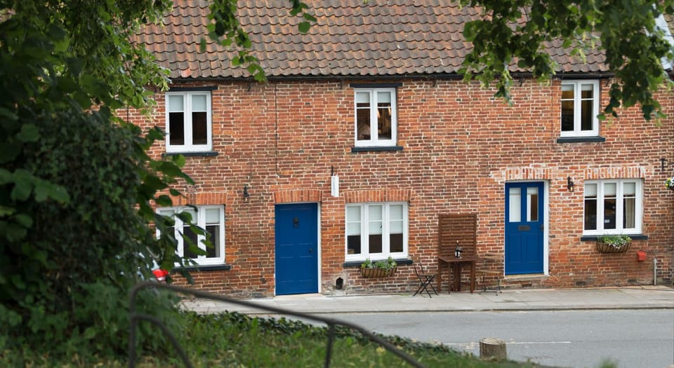 Property building, Street view