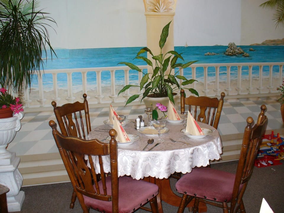 Villa Hawaii Bed and Breakfast in Czechia