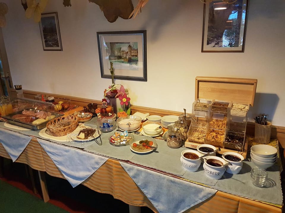 Buffet breakfast
