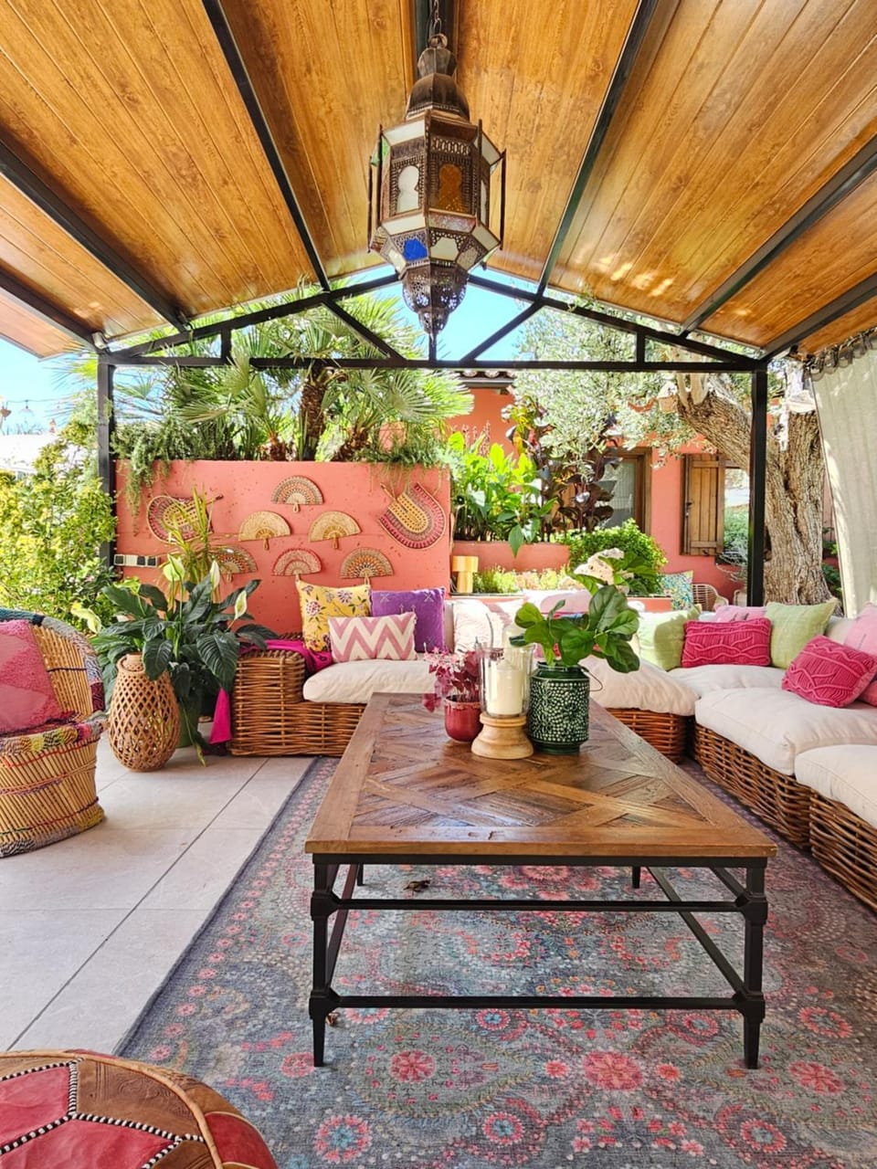 El Jardin de Gala House in Aragon