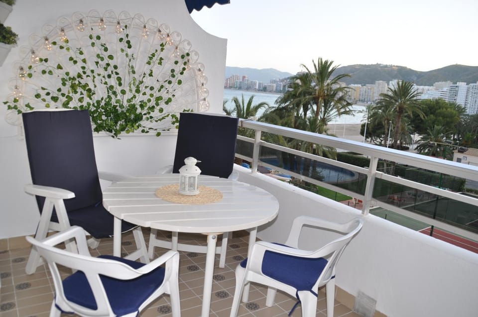 Balcony/Terrace, Dining area, Garden view, Pool view, Sea view